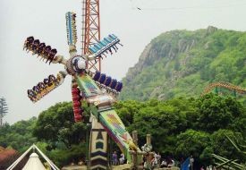 Thrill rides speed windmill  